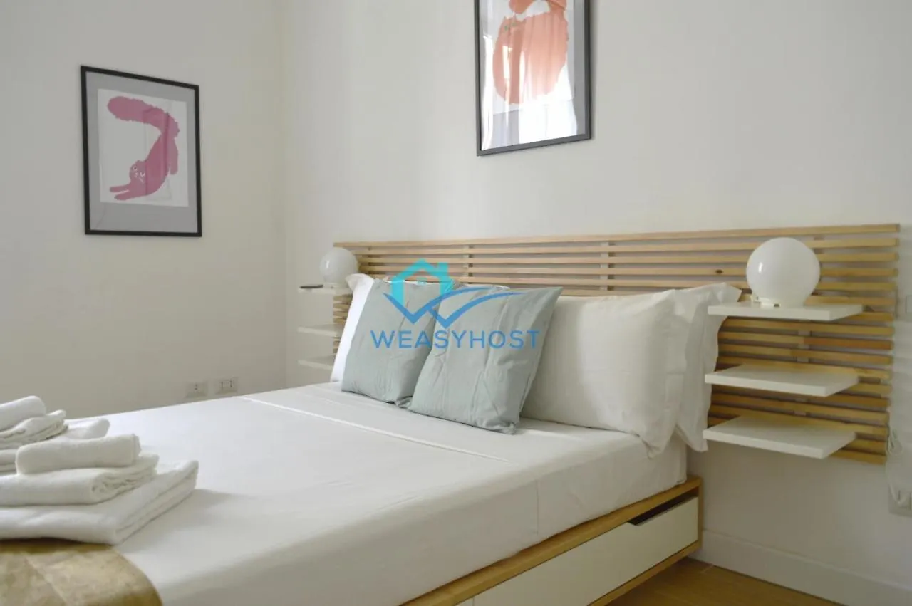 Renovated & Bright Tuscolanaflat Apartamento Roma